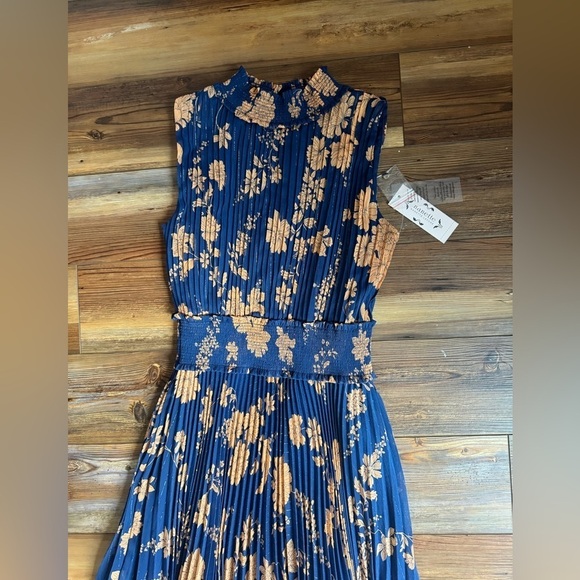 Nanette Lepore printed pleated sleeveless dress size 6 - Picture 9 of 13